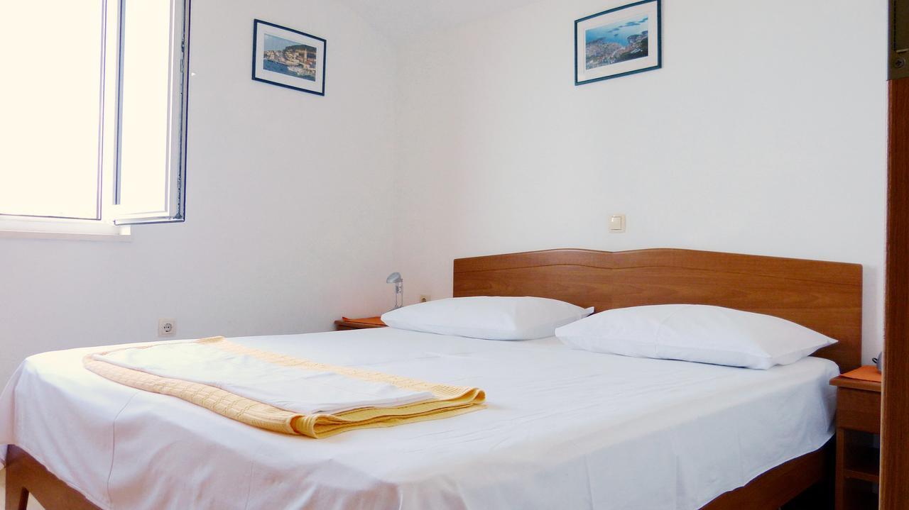 Beach Front Apartments Balica Rat โอมิช ภายนอก รูปภาพ