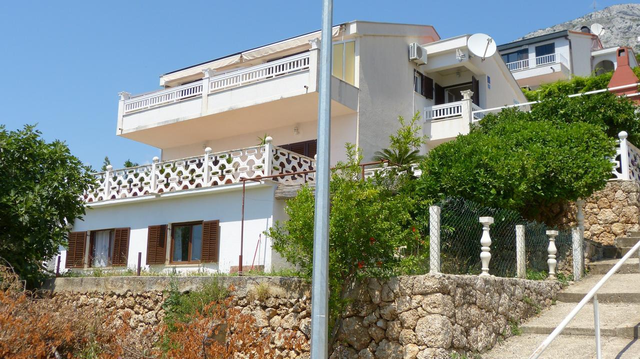 Beach Front Apartments Balica Rat โอมิช ภายนอก รูปภาพ