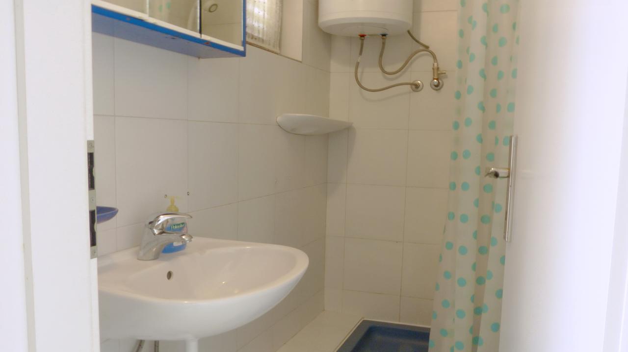 Beach Front Apartments Balica Rat โอมิช ภายนอก รูปภาพ