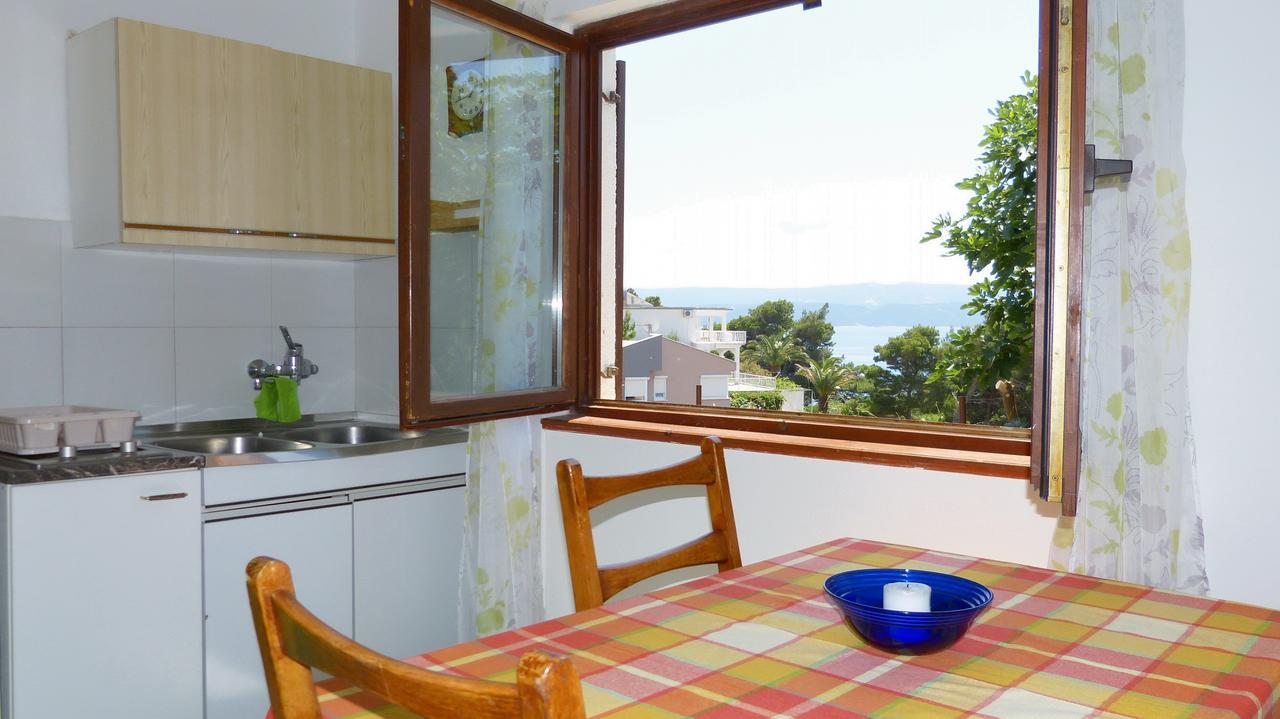 Beach Front Apartments Balica Rat โอมิช ภายนอก รูปภาพ