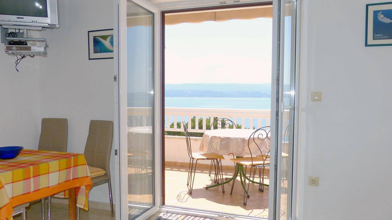 Beach Front Apartments Balica Rat โอมิช ภายนอก รูปภาพ